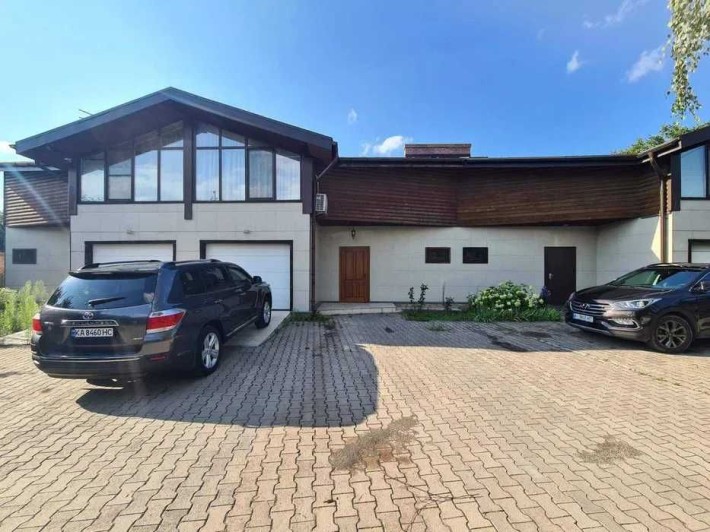 Будинок-таунхаус 157 м² з гаражем і гостьовим будинком, Нові Петрівці - фото 1