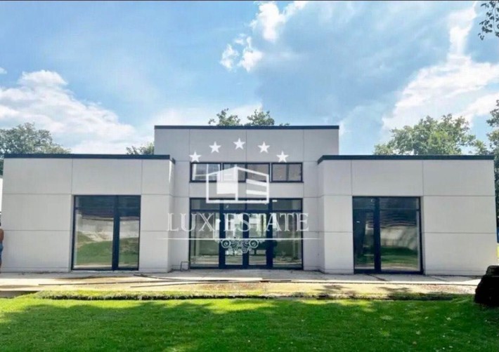 Продажа дома с ремонтом 165м2 Лесники - фото 1