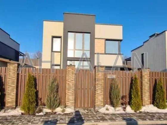 Без комісії. Продаж будинка 145 м2 в с. Лісниках КМ Сонячний схил.