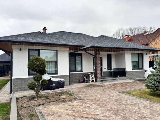 Продажа одноэтажного дома с РЕМОНТОМ!Гореничи!5 соток Гореничі