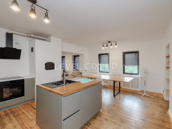 Продаж будинку у Лісниках, 275 м2, земля 15 соток Лісники