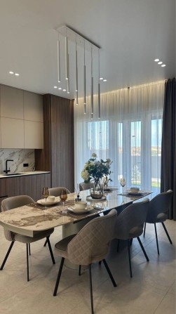 Будинок з новим дизайнерським ремонтом! Лісники. Газ, автонавіс, 8 сот - фото 1