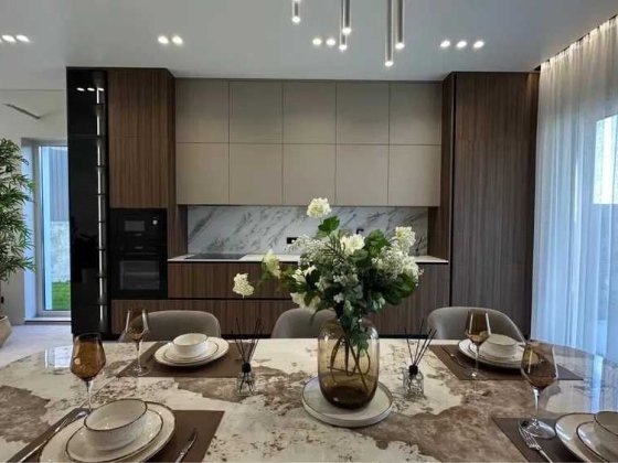 Будинок з новим дизайнерським ремонтом! Лісники. Газ, автонавіс, 8 сот Лесники