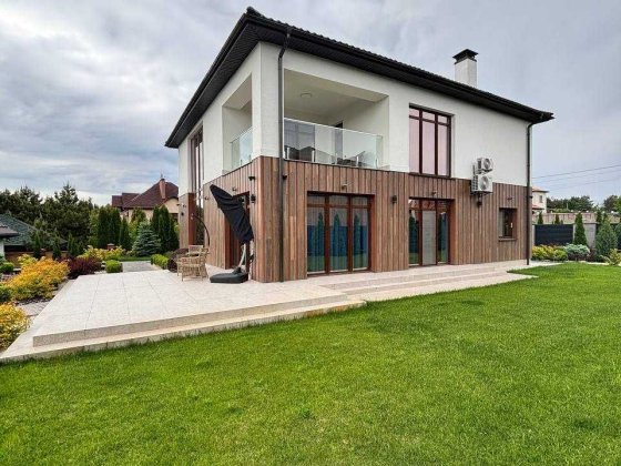 Продаж стильний будинок+гостьовий,новий ремонт с.Лісники Лісники