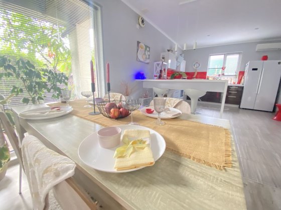 Будинок в закритому котеджному містечку! Гореничи