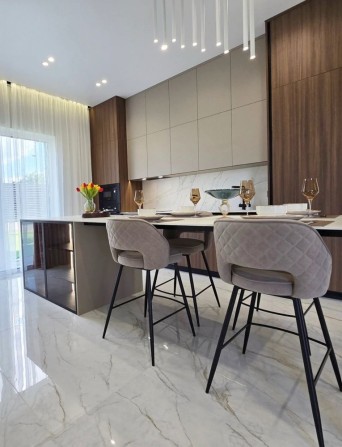 Продам Будинок 245м2 хс.Ходосівка ; Лісники - фото 1