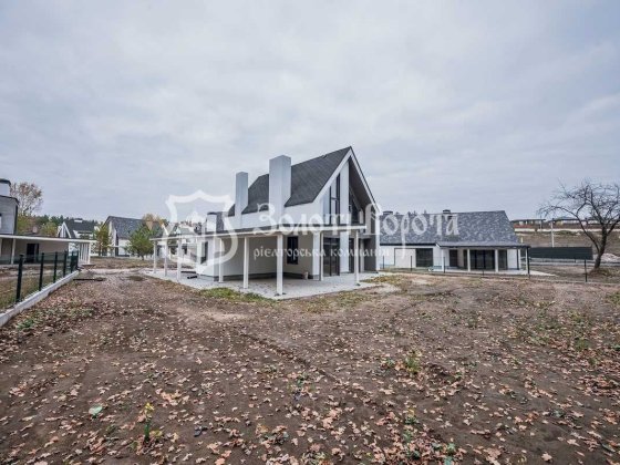 Будинок, 2пов. Без ремонту. КМ «QP», Ходосівка, Обухівський район Ходосівка