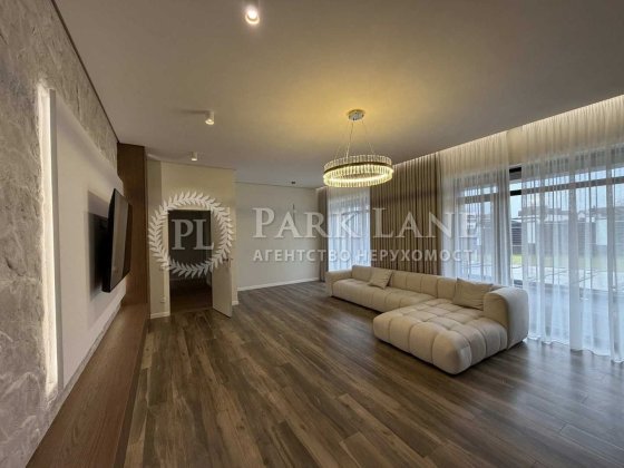 Будинок з ремонтом Стоянка 203м2 14,0 сот 4-к дорогий ремонт БЕЗ% Стоянка