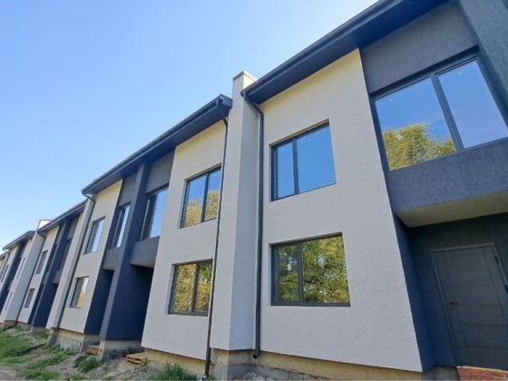 Таунхаус з комунікаціями  якісне будівництво Гореничі Гореничі