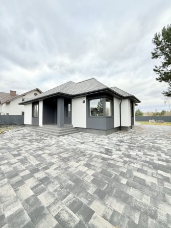 Будинок з ремонтом, велика замельна ділянка 10 сот, поряд ліс,Гореничі - фото 1