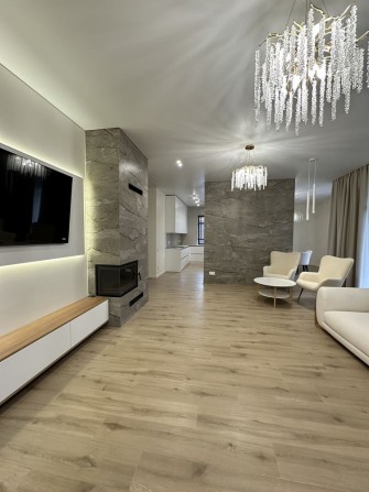 Новий будинок З РЕМОНТОМ біля Києва. - фото 1