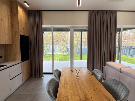 Продаж Сучасного Будинку з Ремонтом в Лісовій Частині с.Стоянка Стоянка