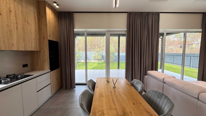 Продаж Сучасного Будинку з Ремонтом в Лісовій Частині с.Стоянка - фото 1