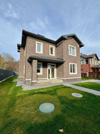 Ексклюзивний Будинок в Лісовій Частині Котеджного Містечка с.Стоянка - фото 1