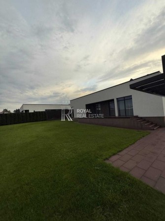 Продаж Будинок 3-к 170 м.кв Стоянка Одноповерховий Автонавіс Тераса - фото 1