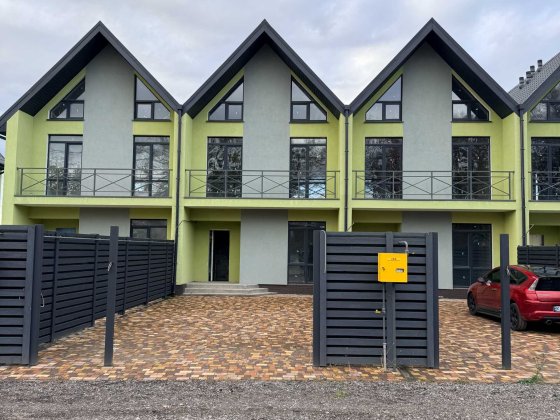 Продам Таунхаус. Розтермінування до 3-х років. Перший Внесок від 30% Стоянка