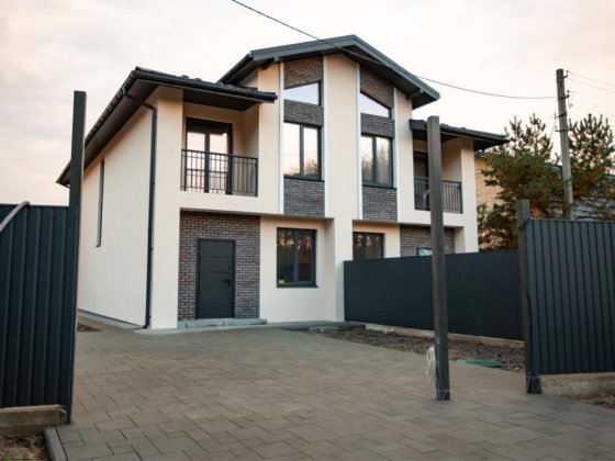 Дуплекс ЯКІСНО СУЧАСНО та практично Стоянка