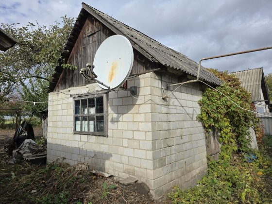 Обухівський район м.Миронівка,  вул.Довженко б.59 Богуслав