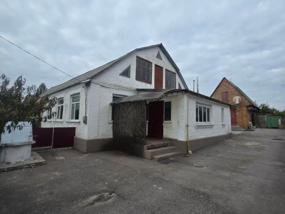 Продаж частини будинку Рокитне.Киівська область Рокитное