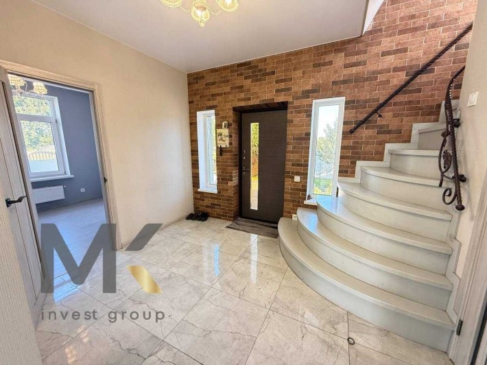 Витончений будинок в Макарові - фото 1