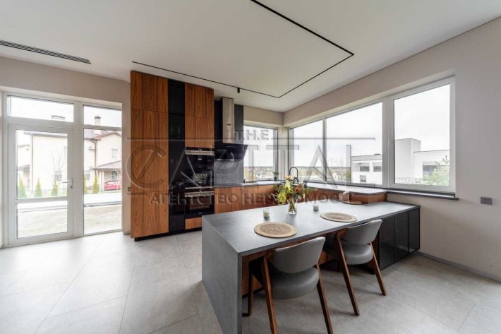 ТЕРМІНОВИЙ продаж стильного будинку в Березівці/Макарівський р-н - фото 1