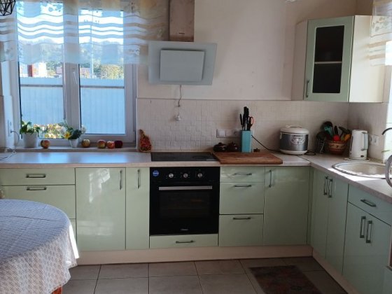 Продам свій будинок 100м.кв.( +50 кв.м. мансарда)100 кв.м будинок, 50- Глеваха