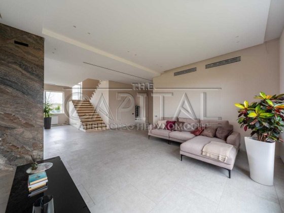 Продаж 260м2  Будинок 5к  Берлінська, Березівка Северіновка Березовка