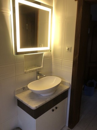 Продаж сучасного еко-будинку з раритетними меблями та газовим опал. - фото 1