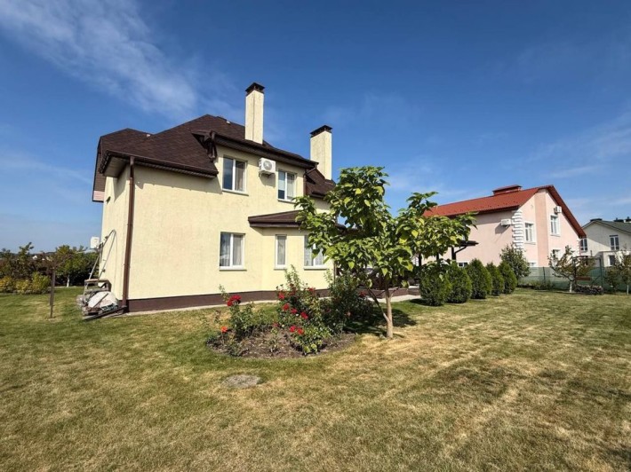 Просторий сучасний будинок у Березівці - фото 1