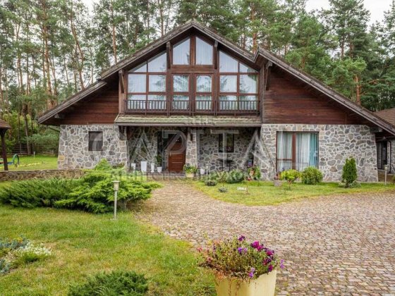 Продаж/ Будинок/ 764 м2/ Макарівський район/ Березівка/ вул. Паризька Березовка