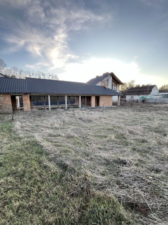 Недобудова в 1000 кв.м на ділянці 40 соток - фото 1