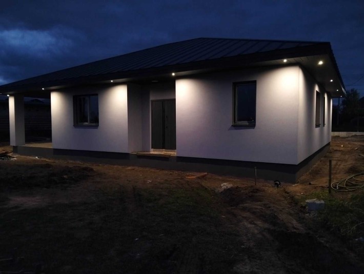 Окремий будинок в шикарному тихому місці. Київ 25км Поряд озеро, ліс. - фото 1