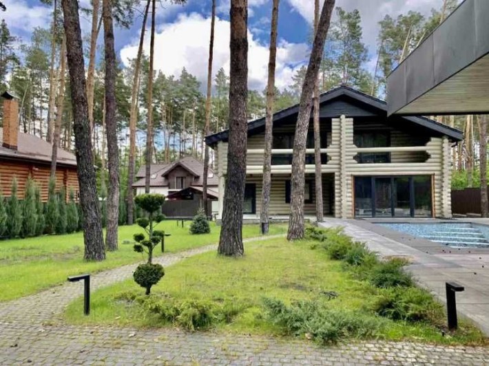 БУДИНОК зі зрубу, ліс! 260 м2, 14 соток. Частковий ремонт. Блиставиця - фото 1