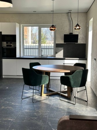 Одноповерховий будинок з ремонтом у Блиставиці, 6 соток, 110 м2 - фото 1