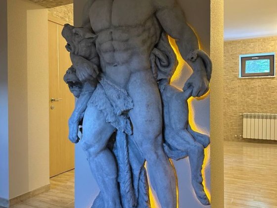 Будинок з озером , поблизу Києва Блиставиця