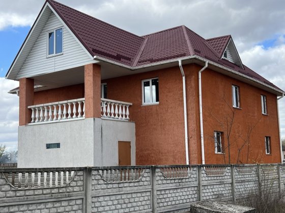 Продам або Обмін будинок біля Київа, пропонуйте варіанти обміну Бузова