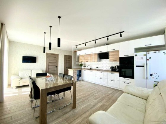 Будинок біля Києва! Просторий, сучасний, готовий до проживання Бузова