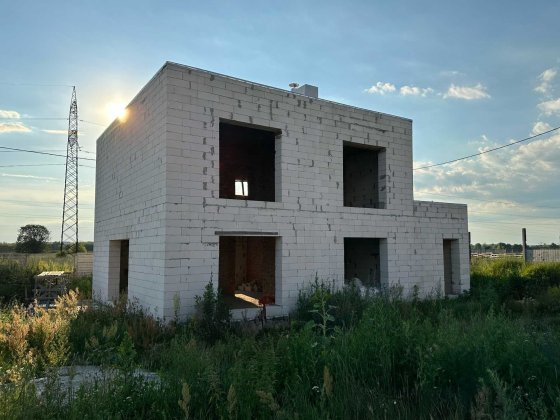 Будинок 145 м2 + тераса (20 м2) + навіс (50 м2) під авто Горенка