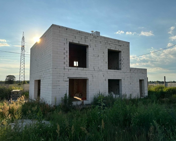 Будинок 145 м2 + тераса (20 м2) + навіс (50 м2) під авто - фото 1