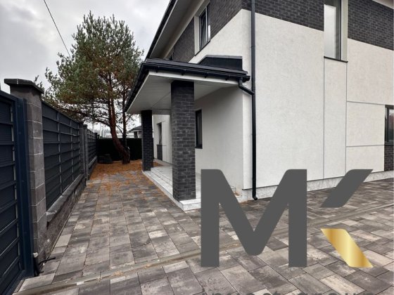 Продається будинок у Дмитрівці з терасою та соснами у дворі! Дмитровка