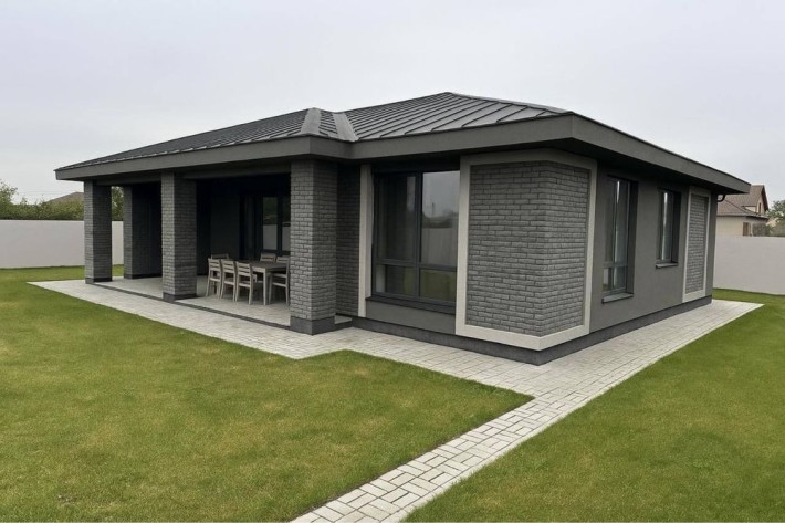 Сучасний будинок в Дмитрівці на ділянці 6 соток - фото 1