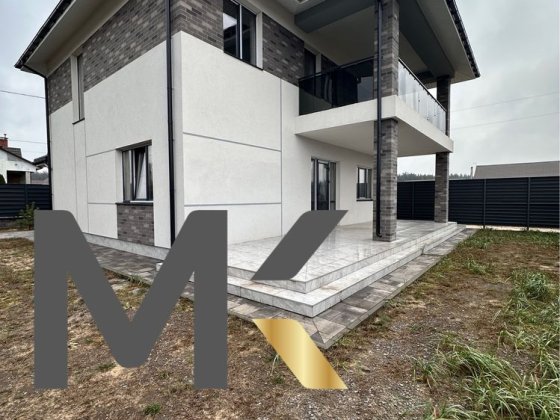 Будинок 2-поверховий із терасою та балконом — Дмитрівка. Дмитровка