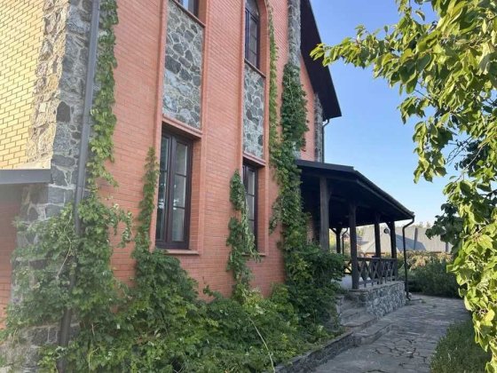 Сучасний будинок Преміум-класу 30 соток з басейном та сауною Дмитровка