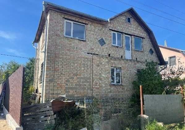 Продаж! Великий будинок-дача 117м2, 7соток землі!Оформлення мінімальне - фото 1