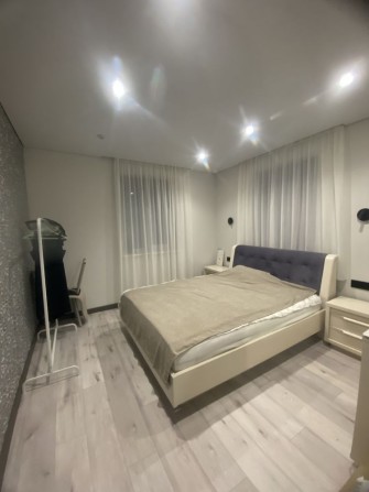 Продаж Одноповерхового будинку з ДУЖЕ дорогим і якісним ремонтом - фото 1