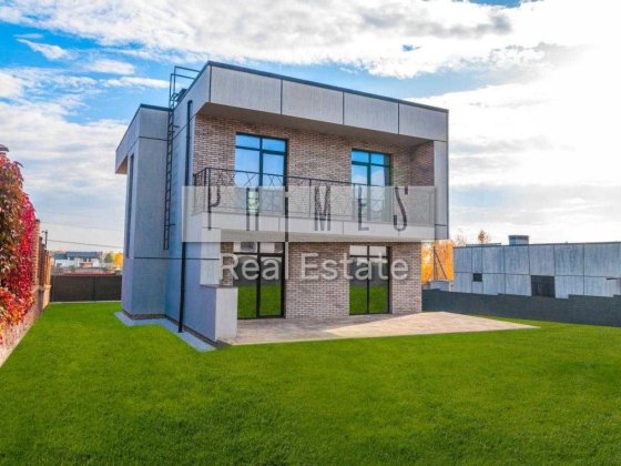 Продаж 4к будинку в стилі Hi-tec, діляннка 8 соток, Іванковичі Іванковичі