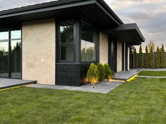 Комфортний будинок в Іванковичах. Іванковичі