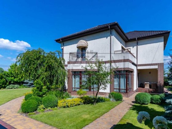 Продажа дома с басейном , Княжичи, Броварской р-н Княжичи