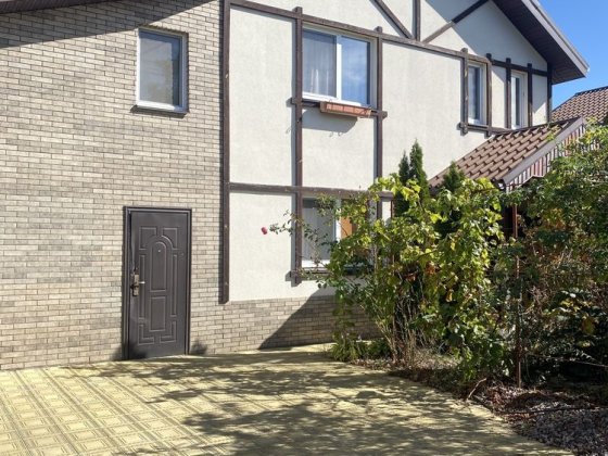 Продаж будинку с. Колонщина 175м2.Камін,сауна, басейн. Колонщина