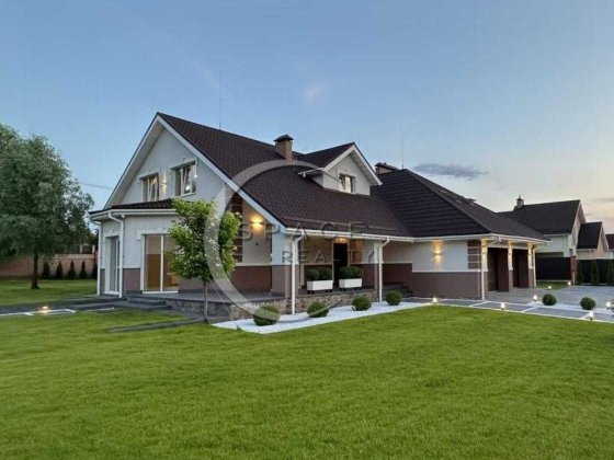 Продаж Будинку 5к 332м2 18сот Іванковічі КМ На Узліссі Іванковичі